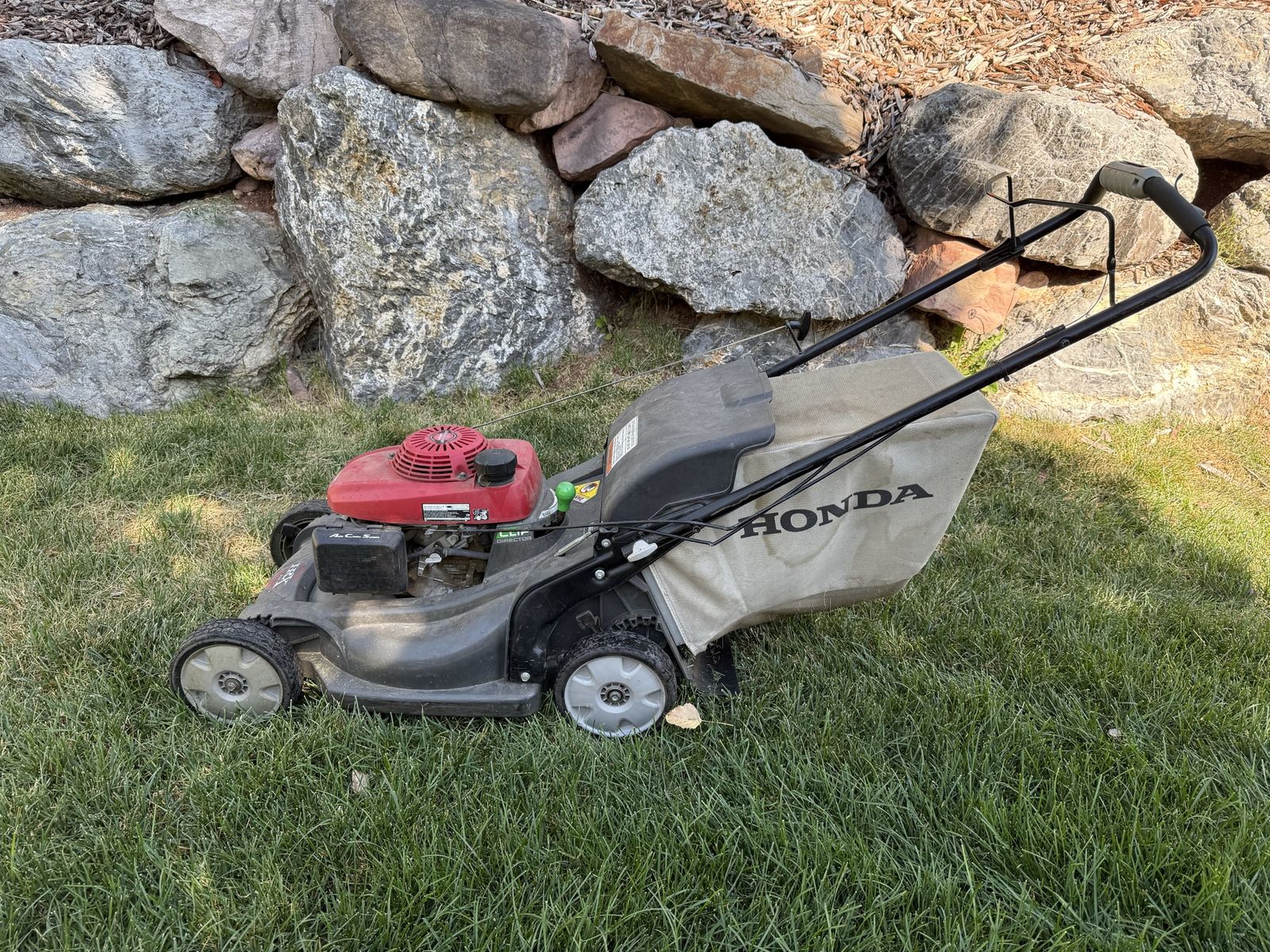 Honda HRX217 Gas Lawn Mower with Grass Bag - Used