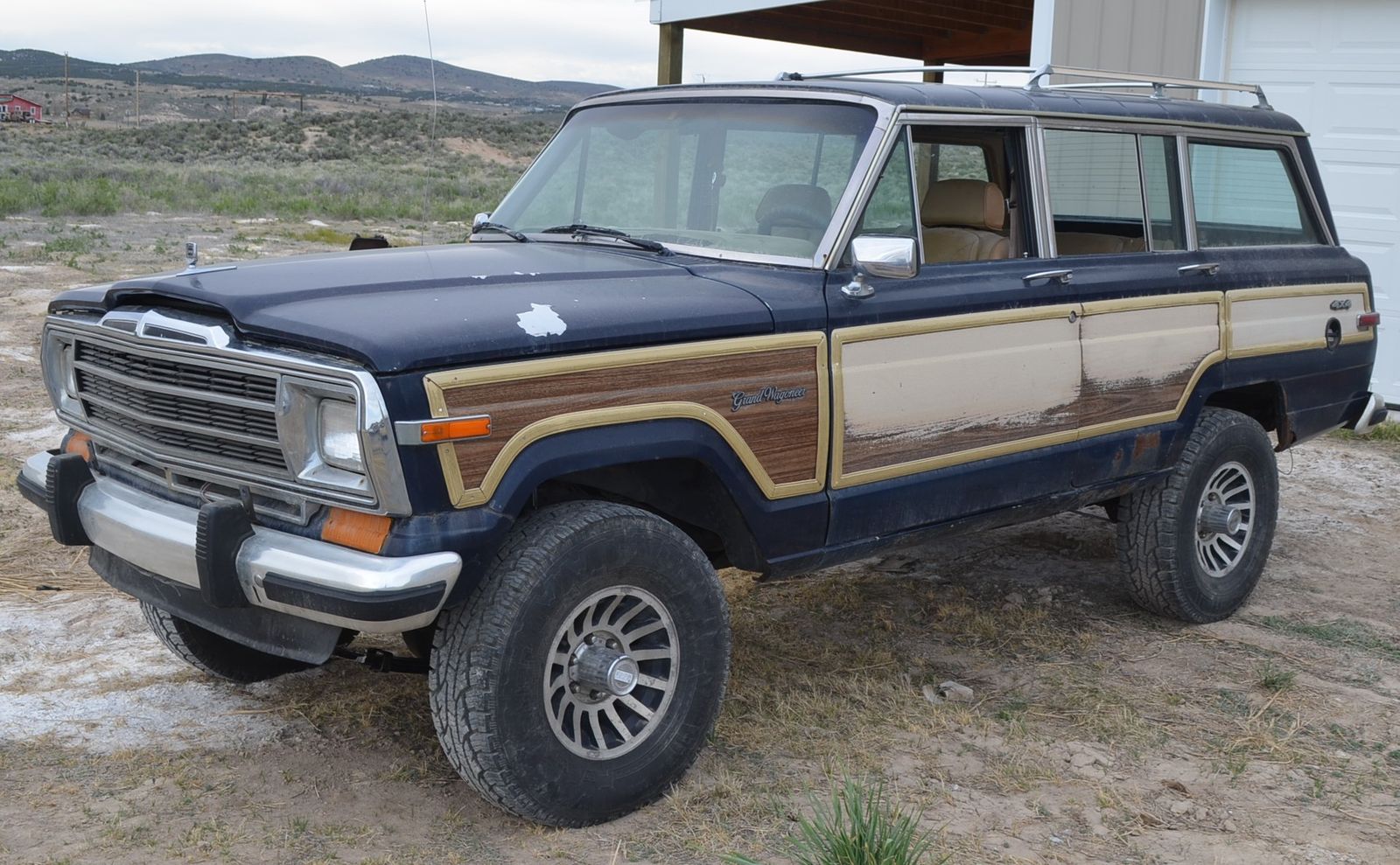 1988 Jeep Grand Wagoneer Base