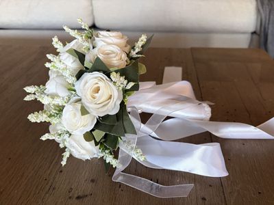 Faux rose bouquets-bridesmaid (5)