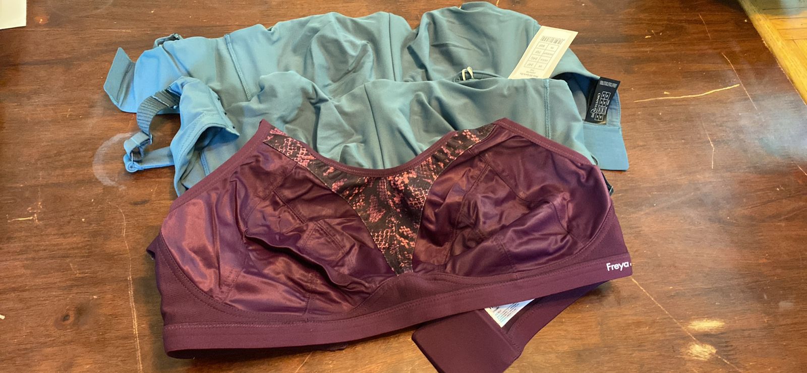 34G & 34DDD sports bras