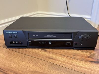 Mitsubishi HS-U430 VCR VHS Hi-Fi Stereo Video Cassette Recorder
