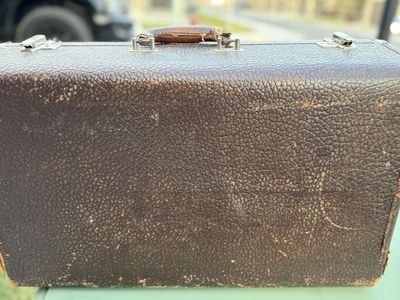 Vintage Samson Shwayder Bros Brown Hard Shell Suitcase