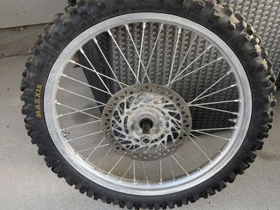 Front wheel