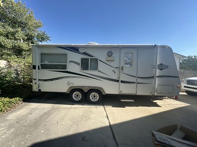2007 Aerolite 21QS Travel Trailer, Bumper Pull, AC Sleeps 5