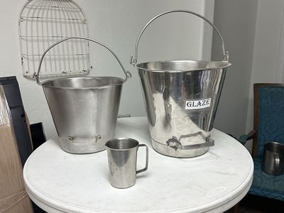 Multiple Stainless Commercial Kitchen Tools