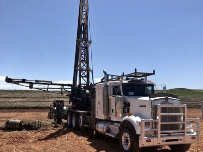 2007 Kenworth - EZ Bore Drilling Rig
