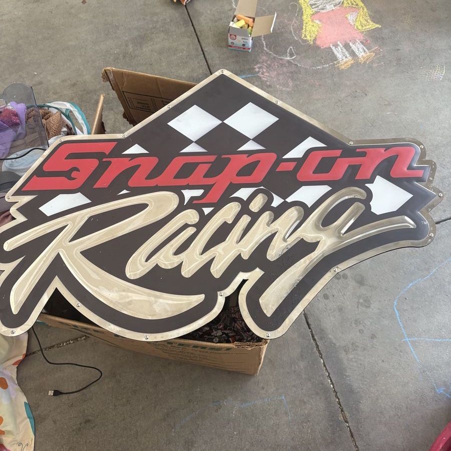Retro Snap-on racing sign