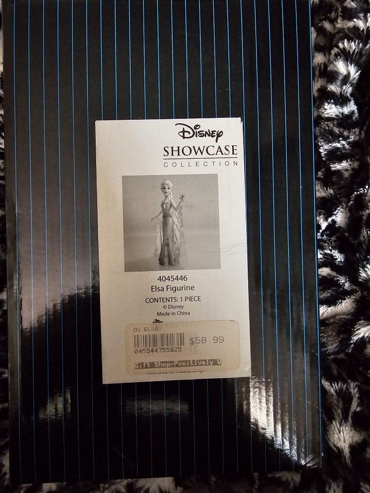 Disney Showcase Collection Elsa Figurine Frozen Statue 4045446 with Original Box