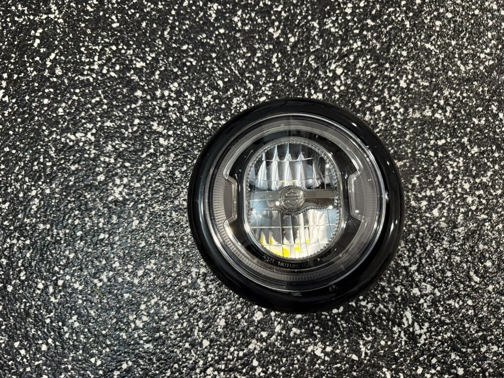 Stock Harley Lowrider St Headlight