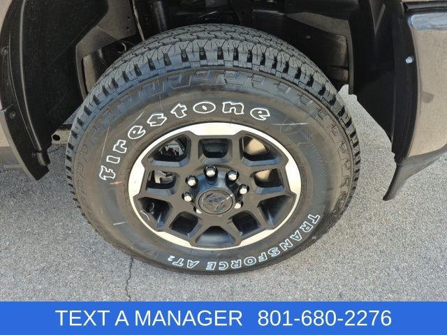 Main image 7