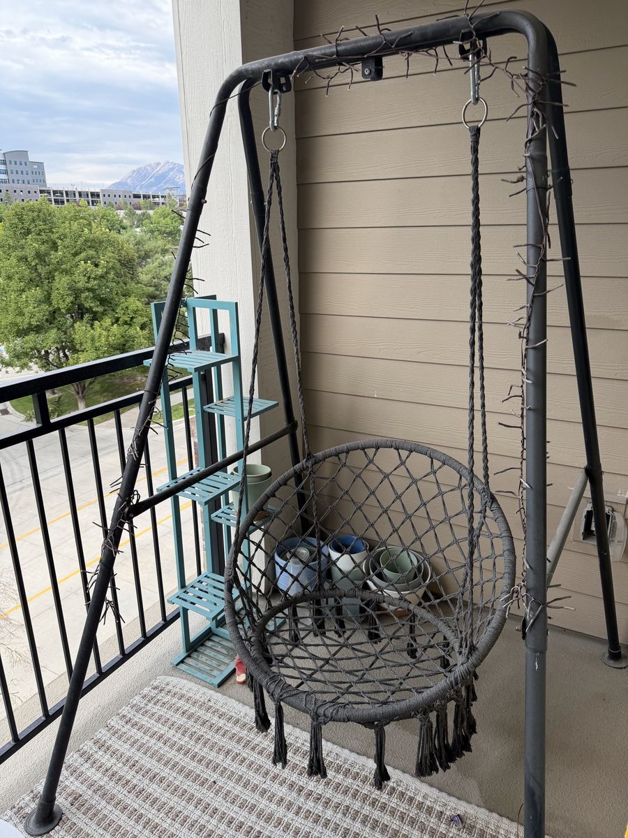 Macrame Hanging Chair with Metal Stand