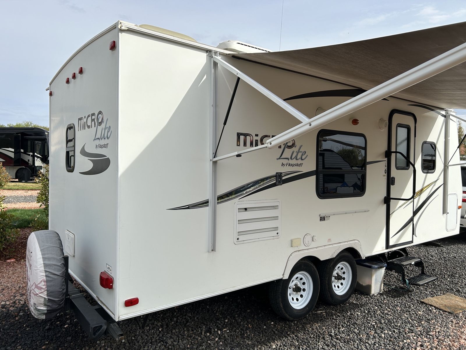 Micro Lite Camper With Bunks