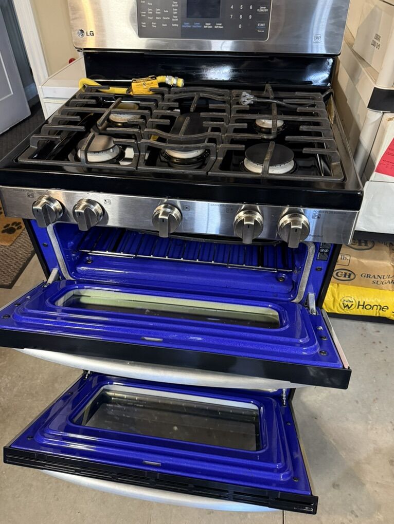 LG gas Double Oven and Cooktop