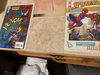 Spider Man and Venom comics