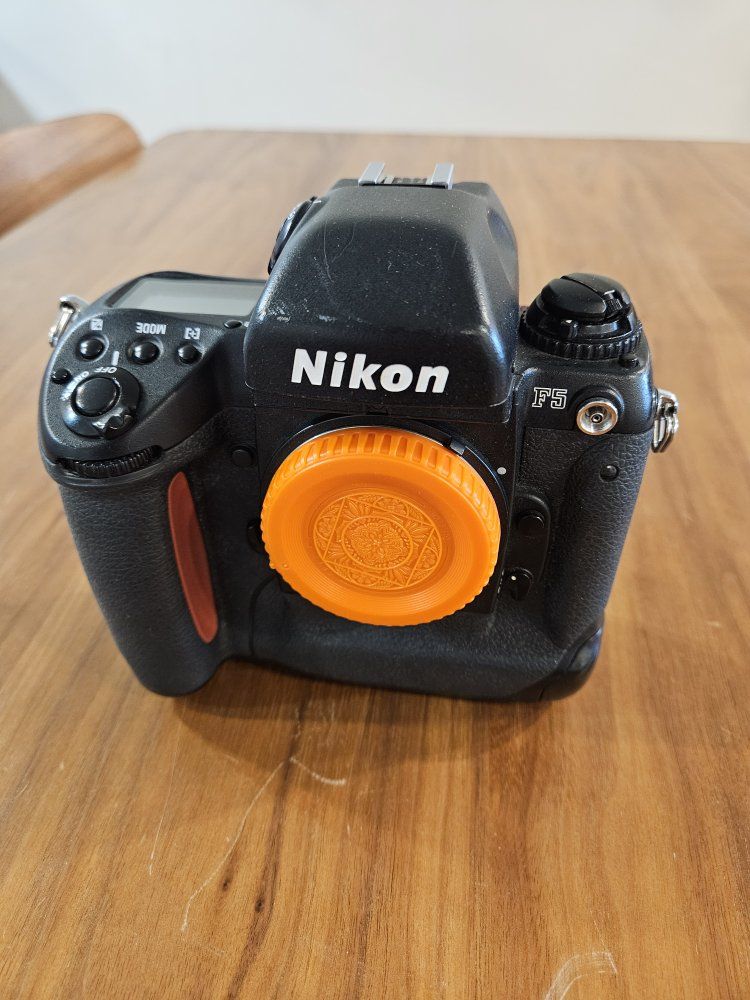 Nikon F5 Professional 35mm Film Camera Body Only - Great Condition