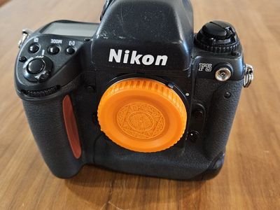 Nikon F5 Professional 35mm Film Camera Body Only - Great Condition