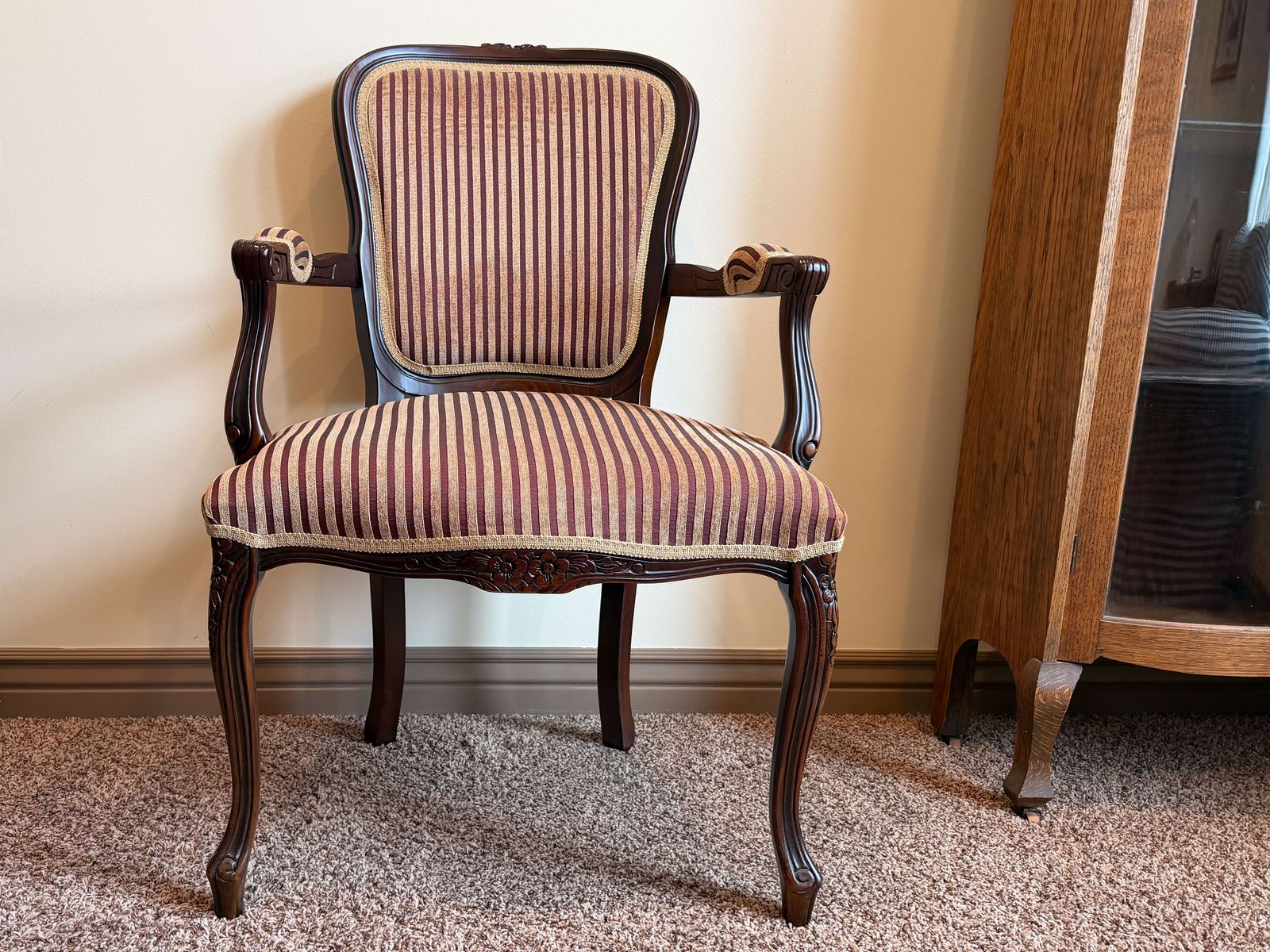 Classic style occasional chair
