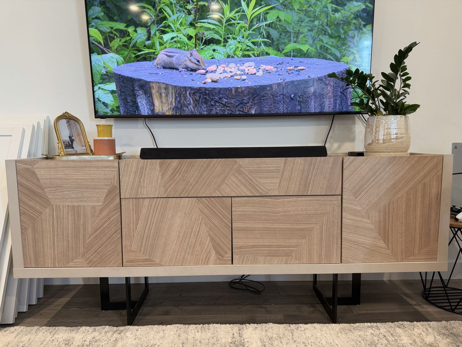 Tv Stand 