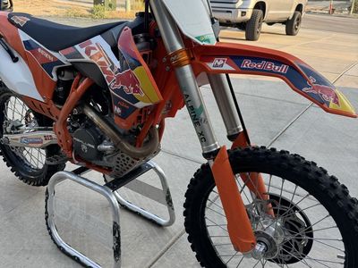 Low HRS 2014 KTM 450 SX-F factory edition