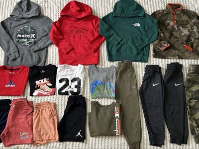 Boys Size 5 Clothing Lot - Hoodies, Sweatpants, Tees & Shorts - Nike, Jordan, Under Armour, The North Face