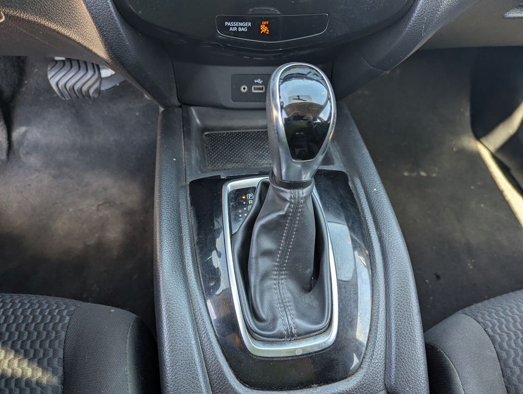 Main image 12