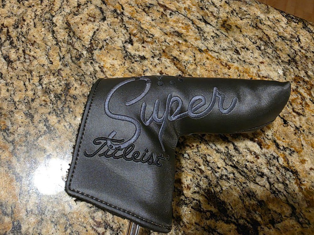 Scotty Cameron Super Select Newport 2.5+ Putter with Super Stroke Grip