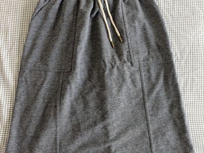 Downeast Casual A-Line Gray Skirt, size XS