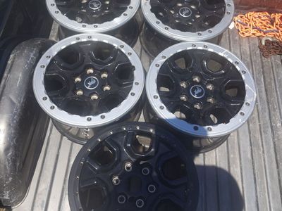 17 inch Ford bronco beadlocks 6x5.5 6x139.7