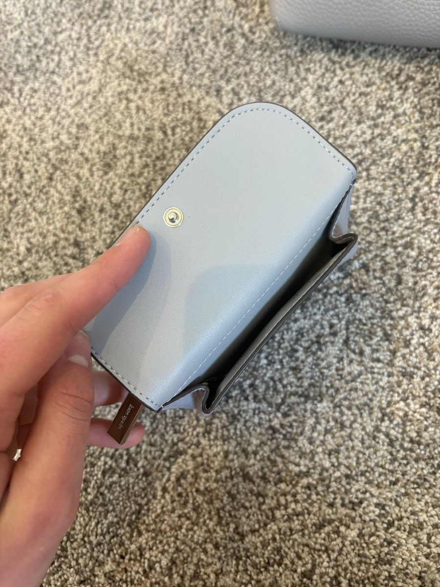 Main image 3