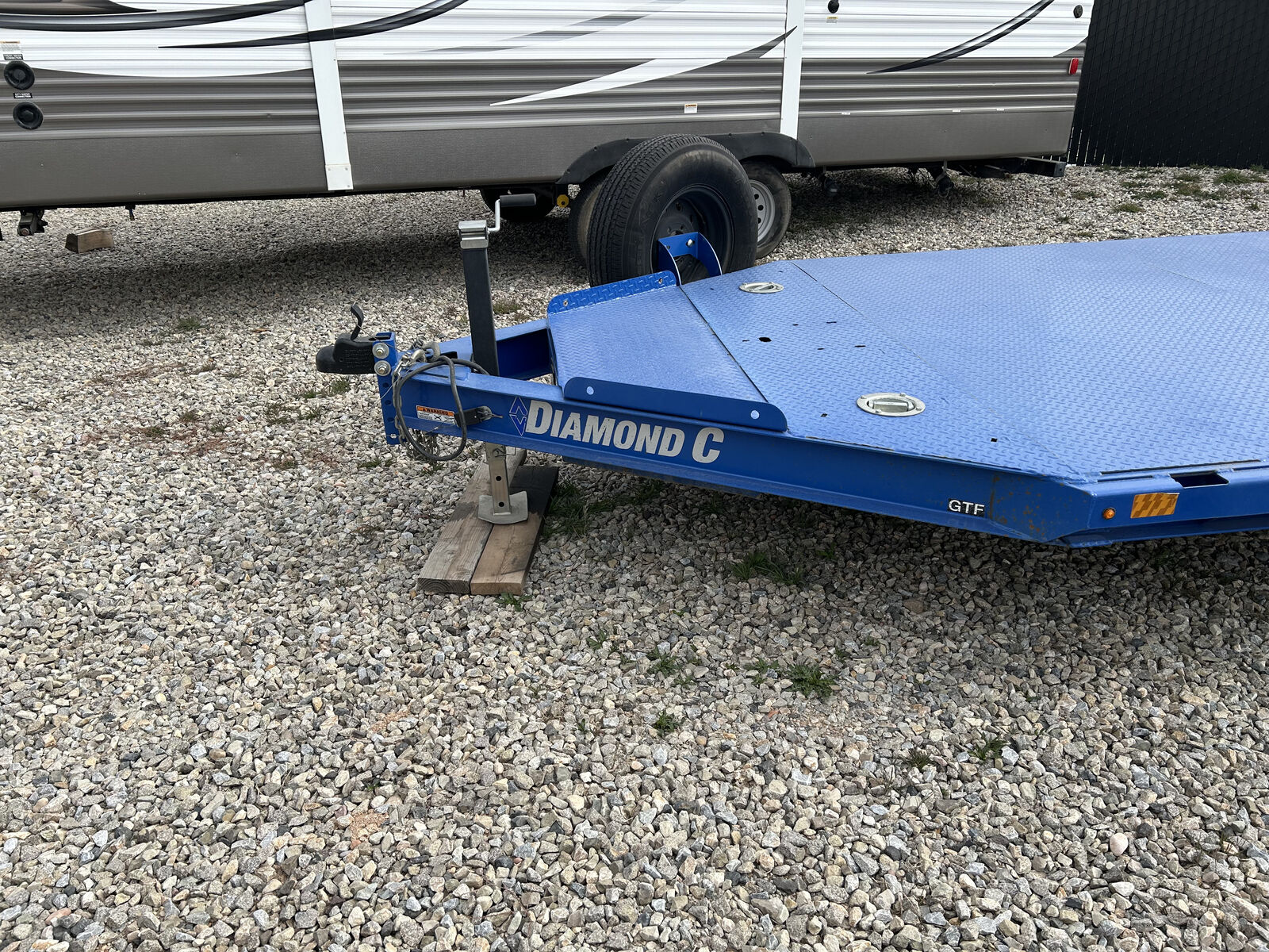 FOR SALE: 2023 Diamond C GTF TRAILER – CLEAN, TOUGH, READY TO WORK