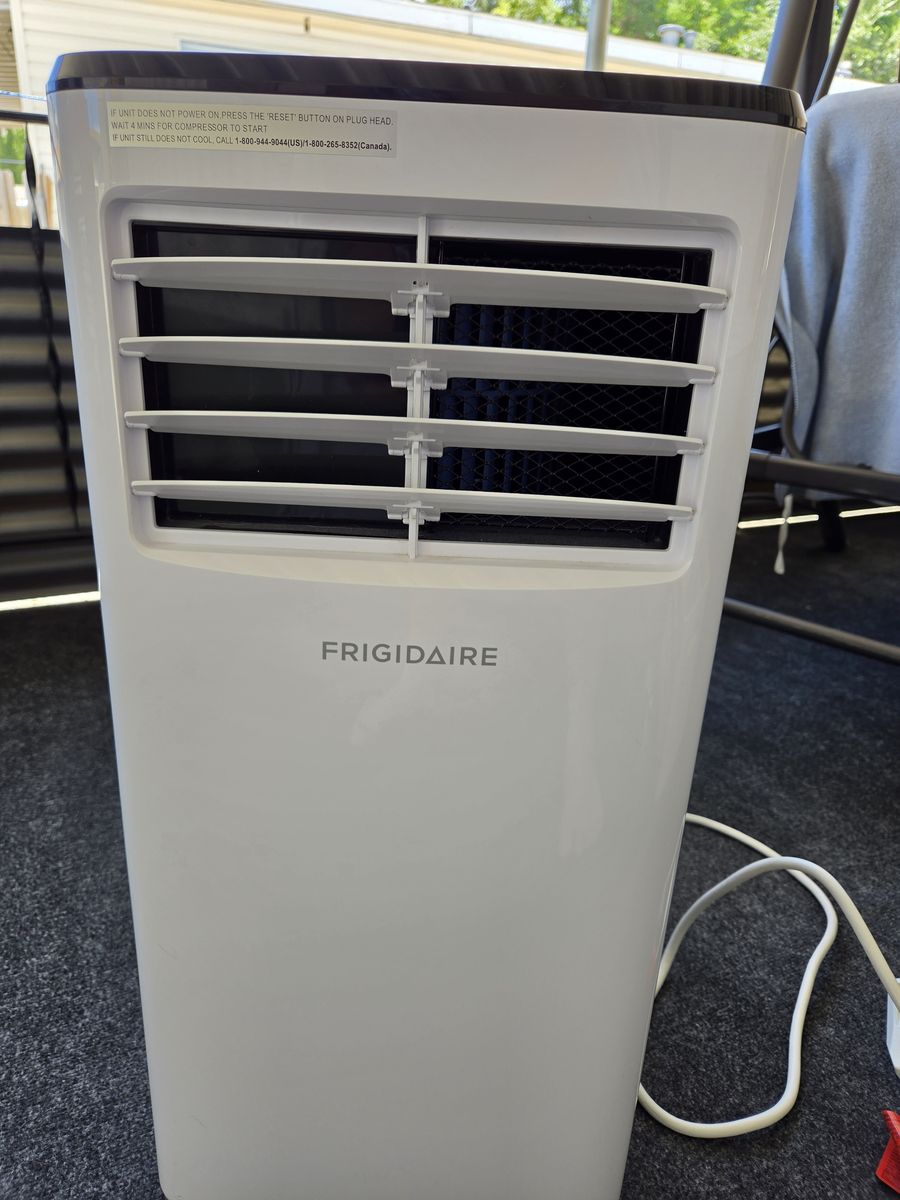 Frigidaire 8,000 BTU Portable Air Conditioner with Dehumidifier Mode for Rooms up to 150 Sq Ft, White
