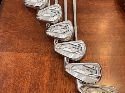 Srixon ZX5 Iron Set 4-PW Steel Shafts RH