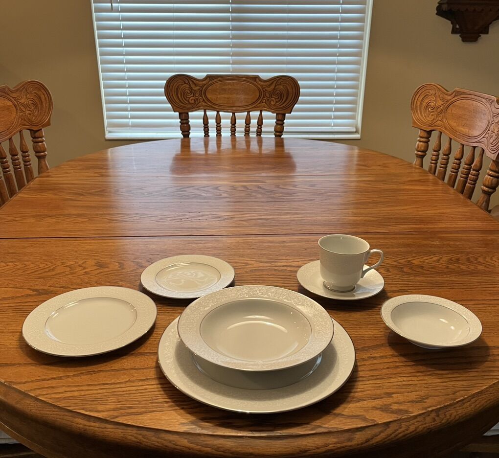 China Four Crown Southampton 384