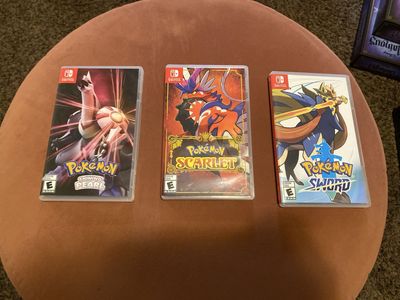 Nintendo Switch Scarlet, Sword, and Shining Pearl