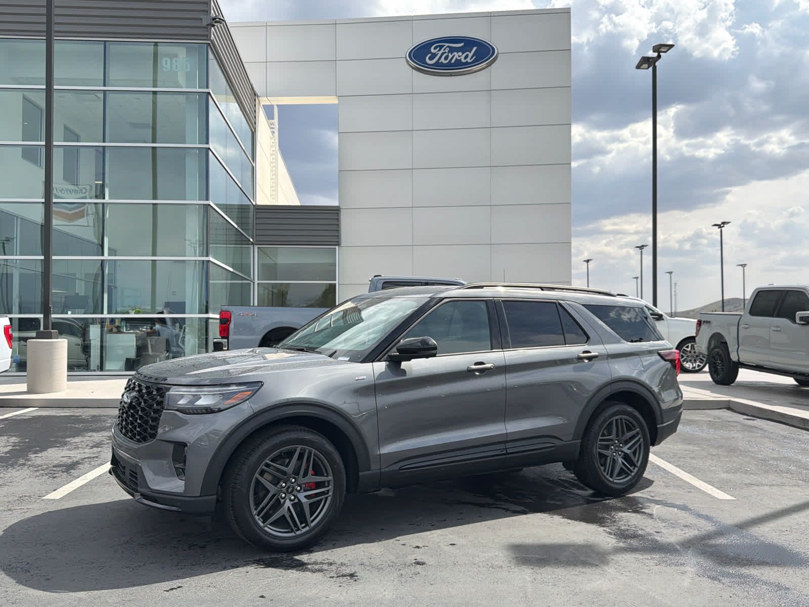 2026 Ford Explorer ST-Line