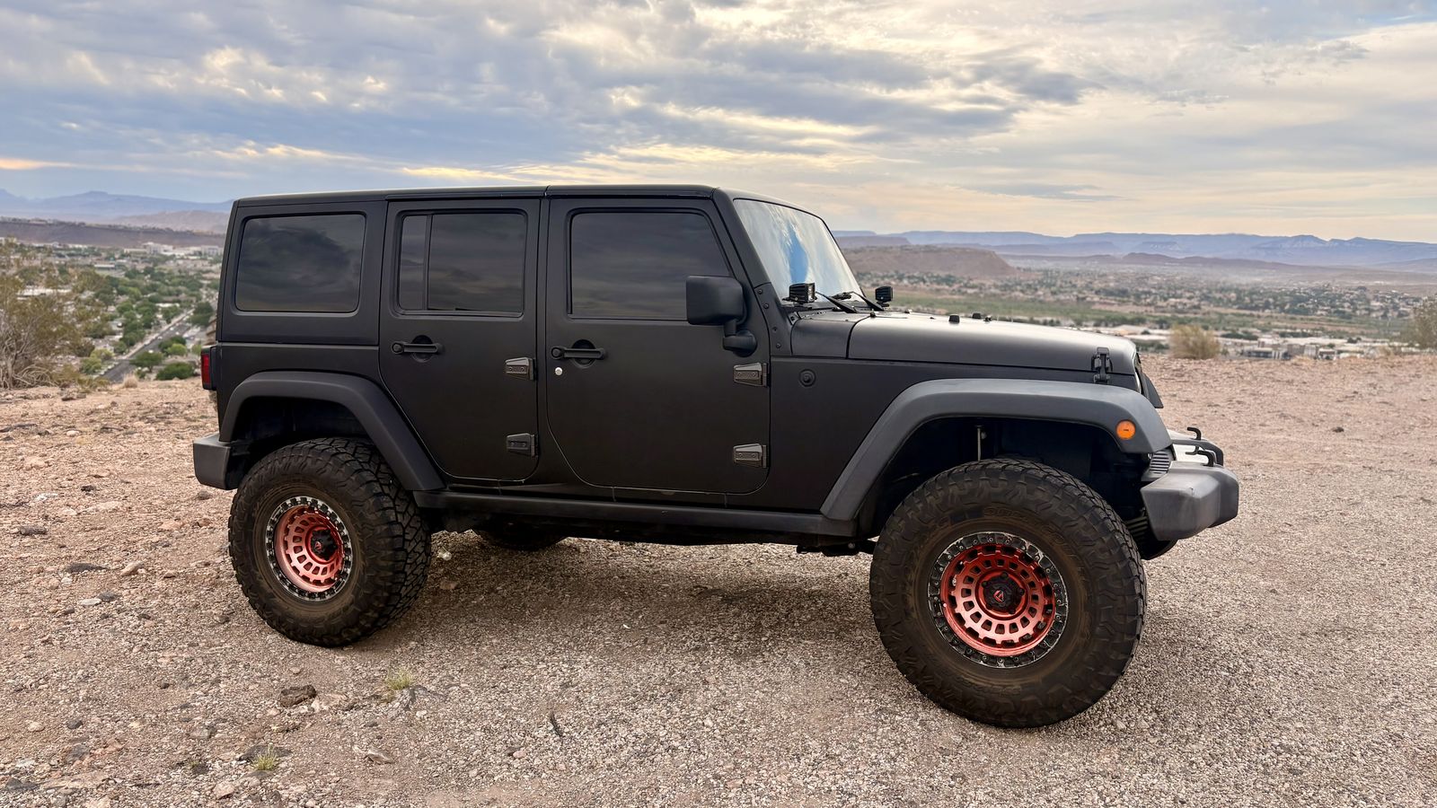 2017 Jeep Wrangler Unlimited Willys Wheeler W