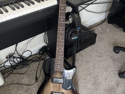 Gretch Bass