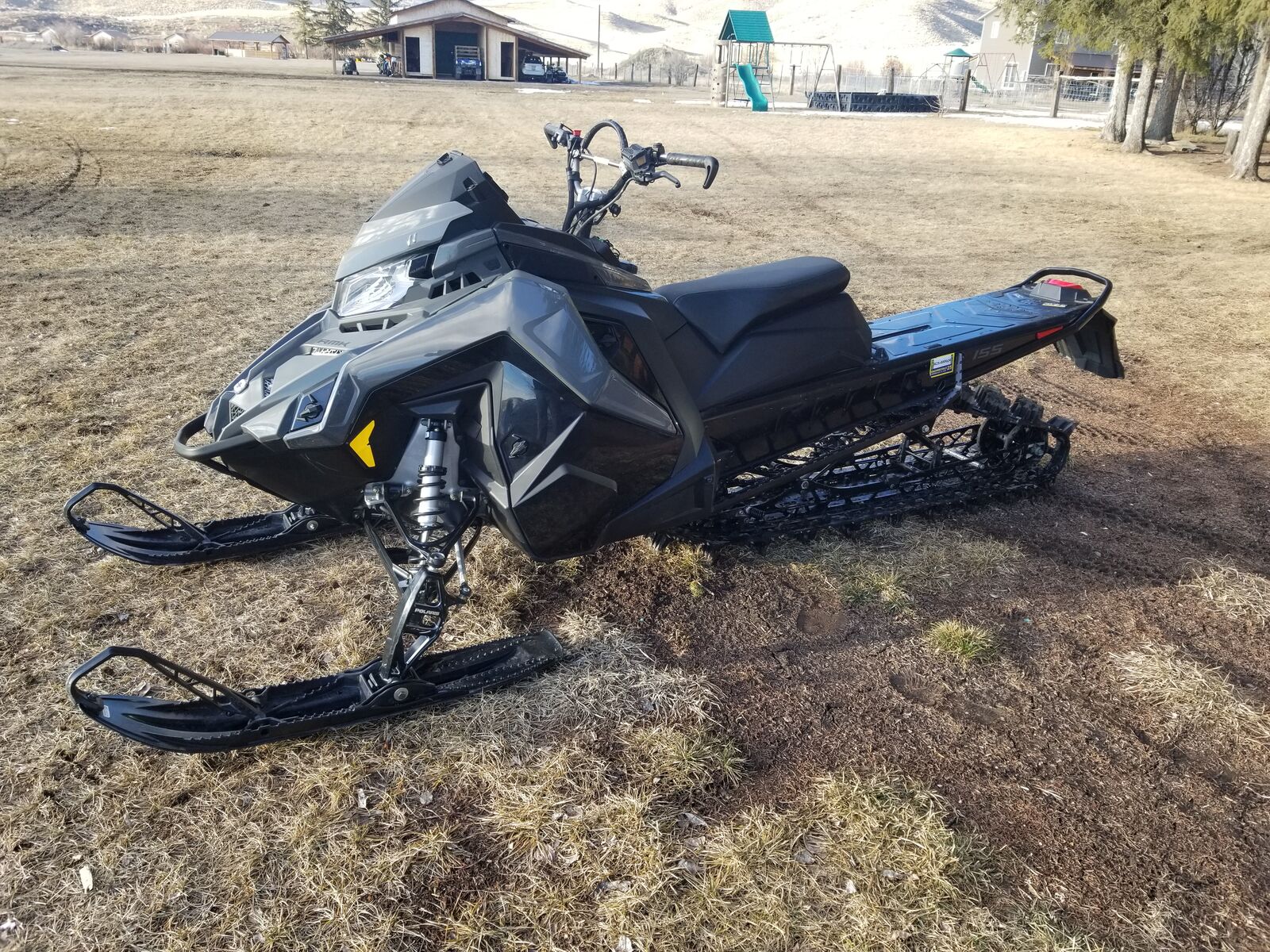 SLED RENTALS! Still time to go, Polaris 850 rmk w/Elec start $250 per day!
