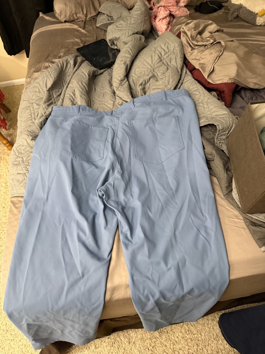Callaway Light Blue Golf Pants Size 50x30