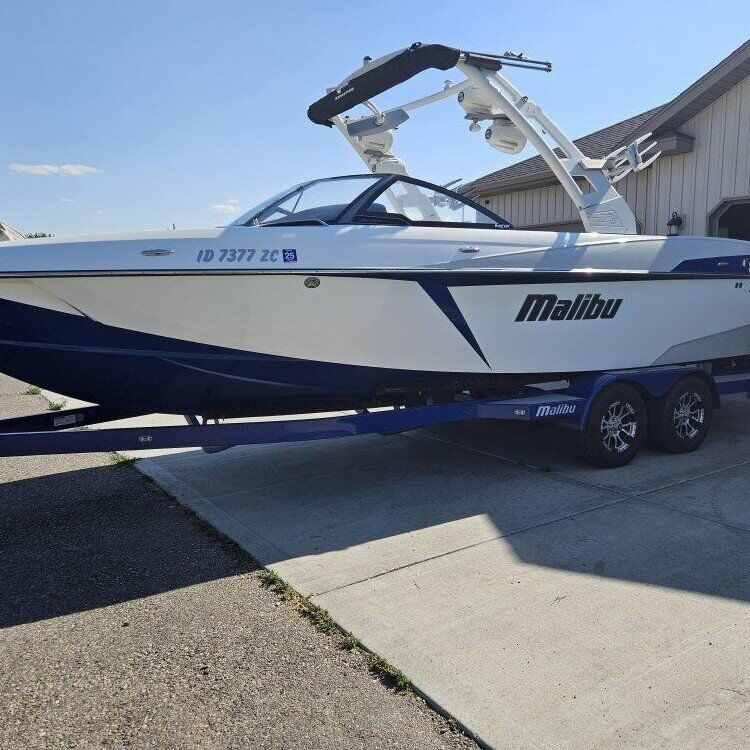 2017 malibu wakesetter 25 LSV