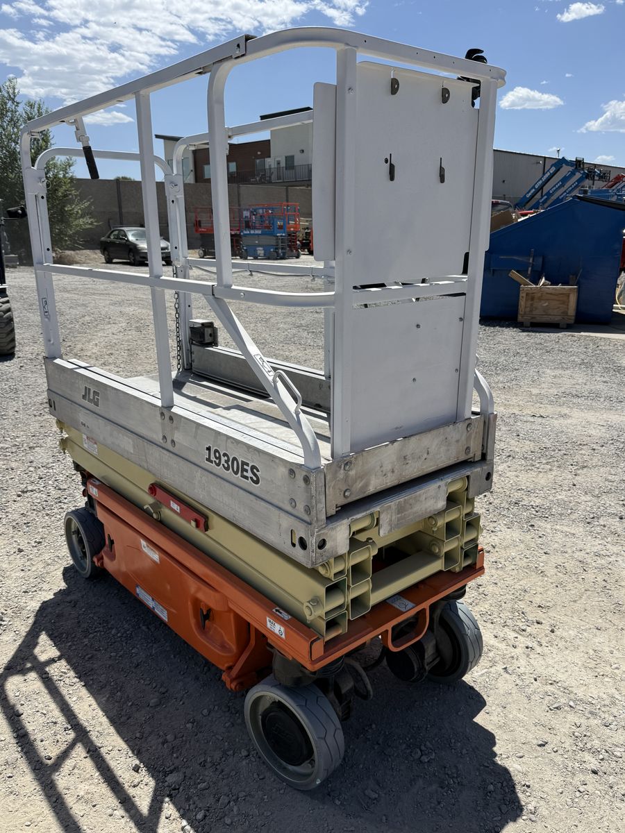 2006 JLG 1930 Scissor Lift | 380 Hours | 2-Year Warranty | ID 0042