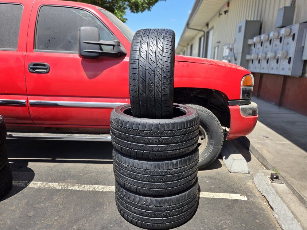 SET 275/40ZR20 NITTO MOTIVO