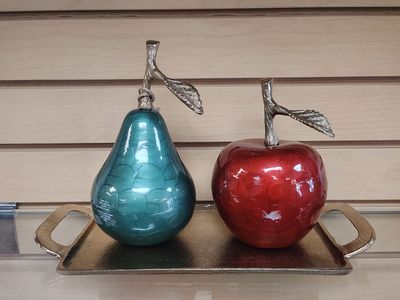 3pc Home Decoration set ( NEW ) 1 Pear & 1 Apple & Tray. Gold & Green, Red. Metal & Porcelain