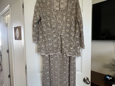 R&M Richards 2-Piece Formal Lace Dress – Size 18