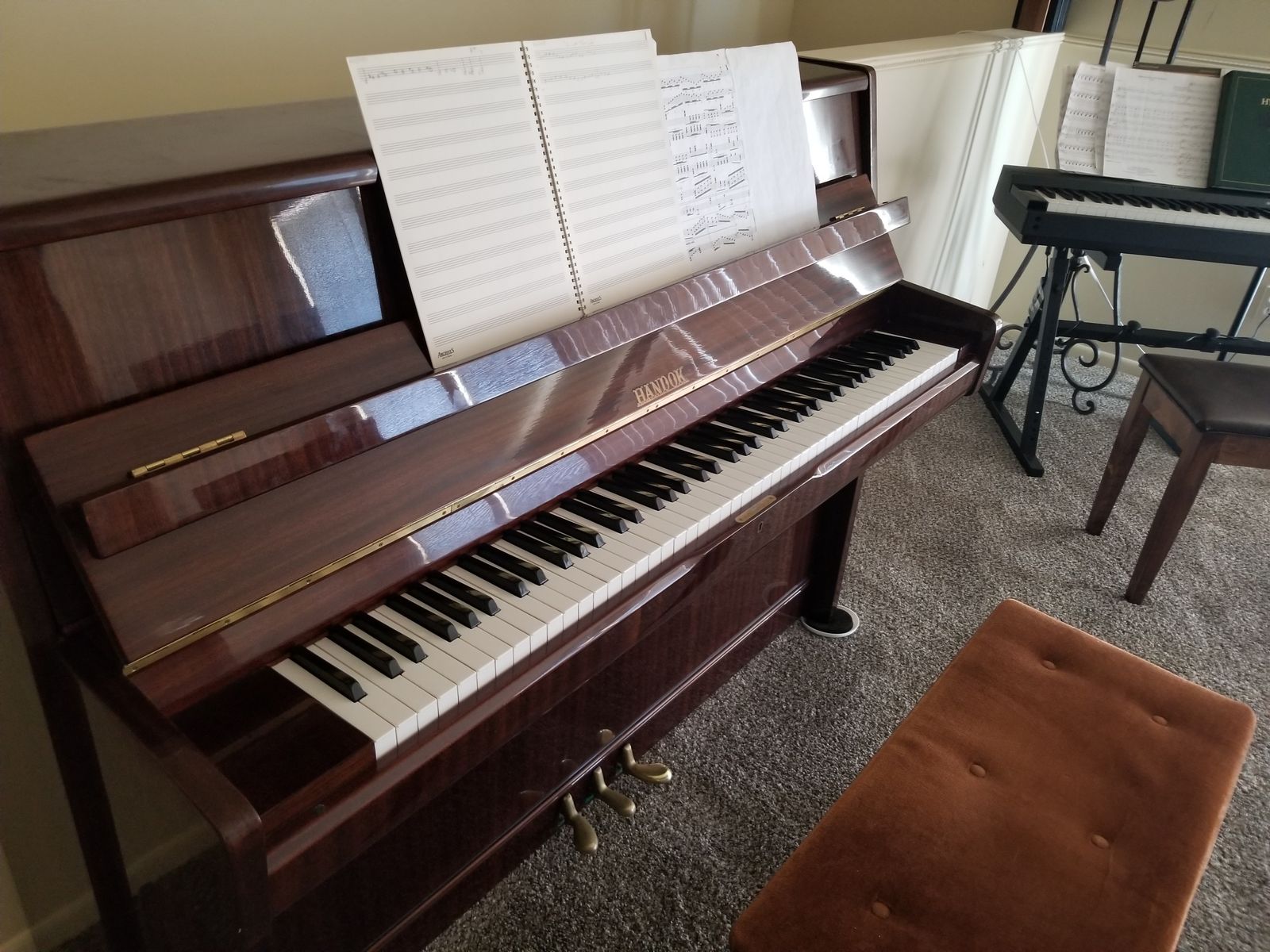 Handok Piano