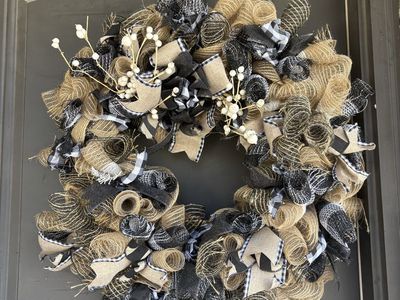 Ribbon Wreath (Burlap & plaid)