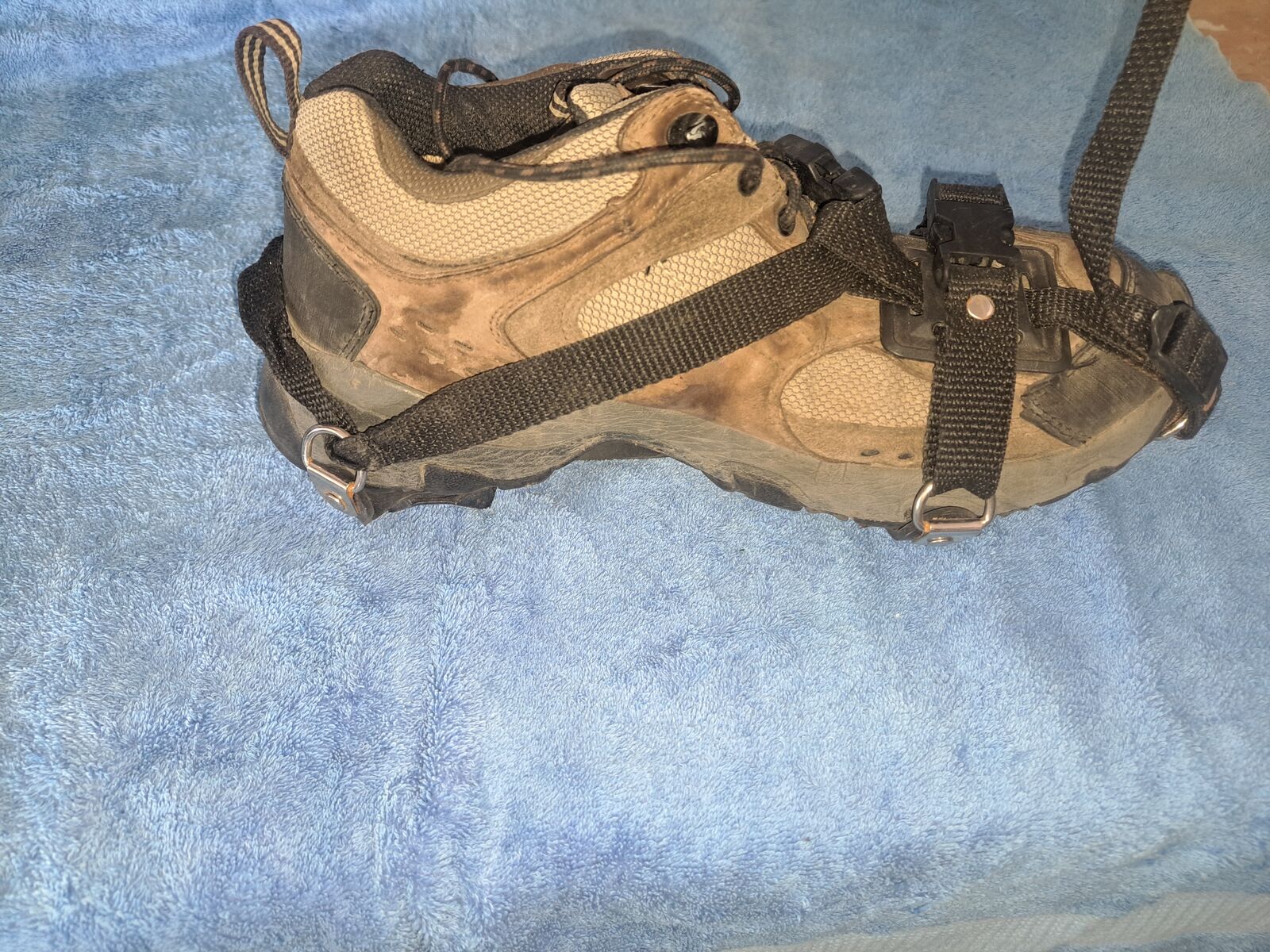 Ice Fishing Cleats / Crampons - Flexible