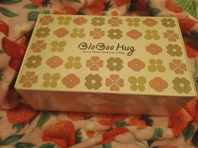 new sealed in box bio boo hug wearable breast pump