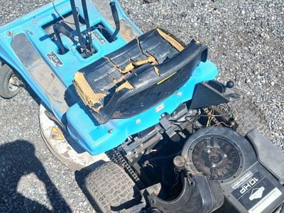 dixon ztr 3301 riding lawnmower