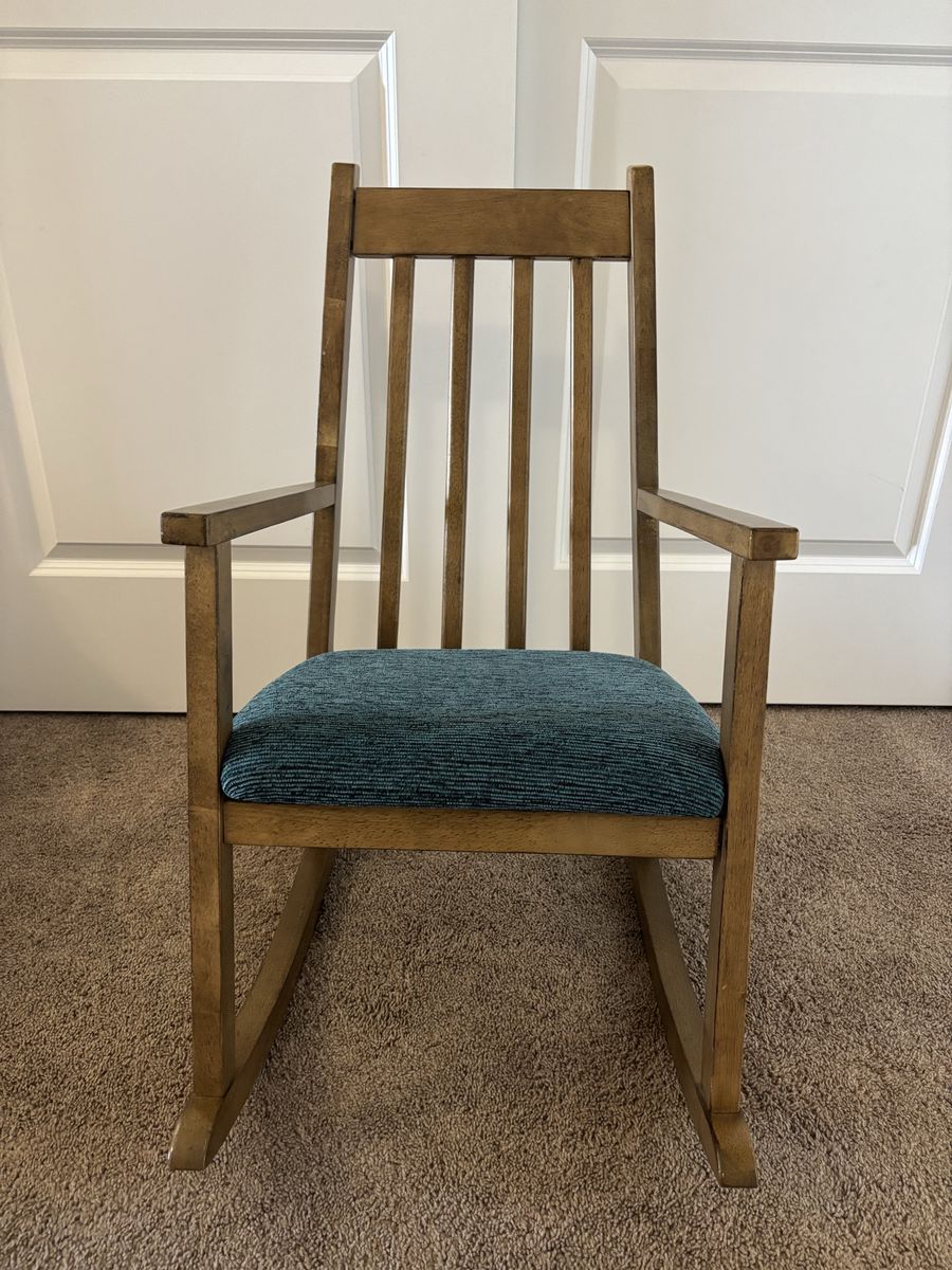 Kid Rocking Chair with Plush Seat